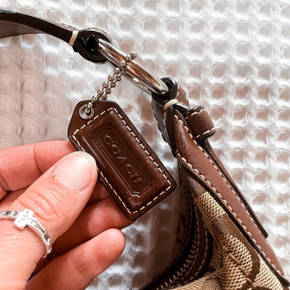 Authentic Coach Handbag - Picture 2 of 3